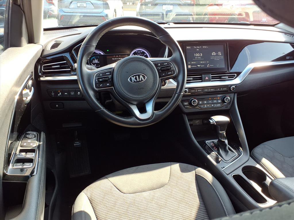 2021 Kia Niro LXS photo 3