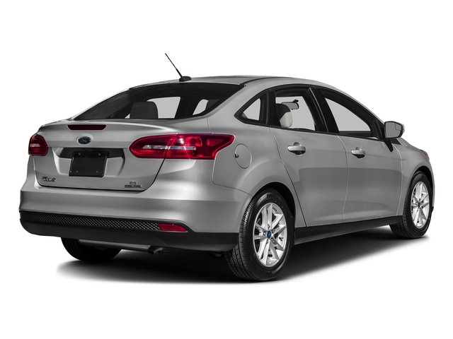 Used 2016 Ford Focus SE with VIN 1FADP3F2XGL262842 for sale in Burnsville, Minnesota
