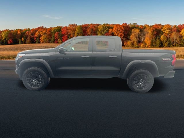 2026 Chevrolet Colorado Trail Boss photo 2