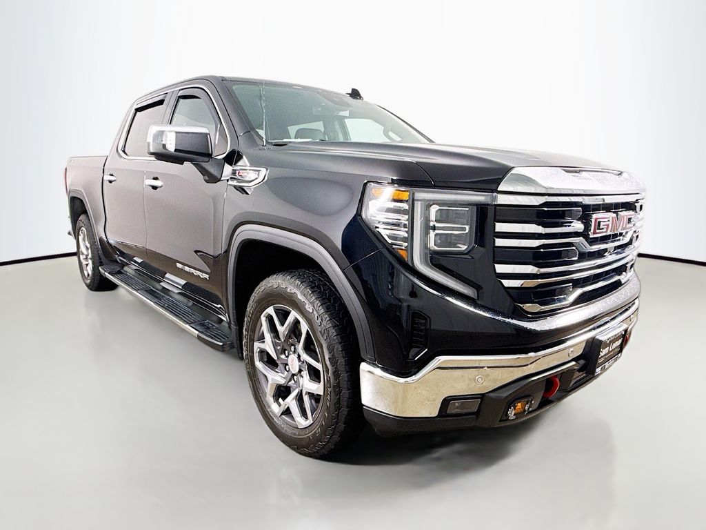 2022 GMC Sierra 1500 SLT's photo