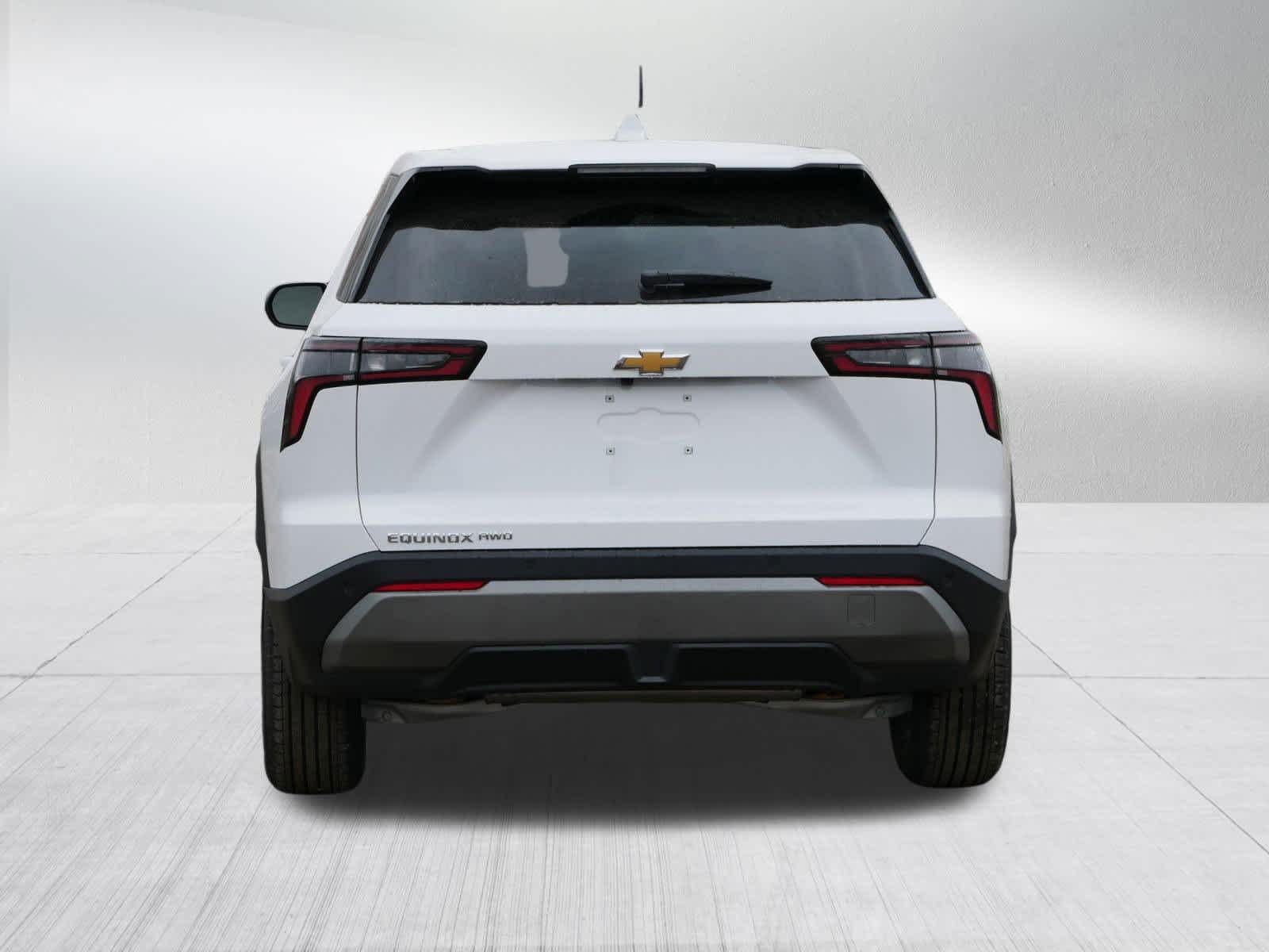 2026 Chevrolet Equinox LT photo 4