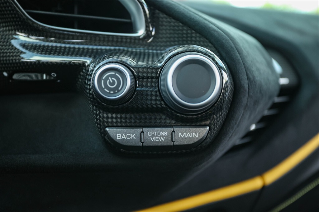 Certified Used 2020 Argento Nurburgring Metallic Ferrari Base image 35