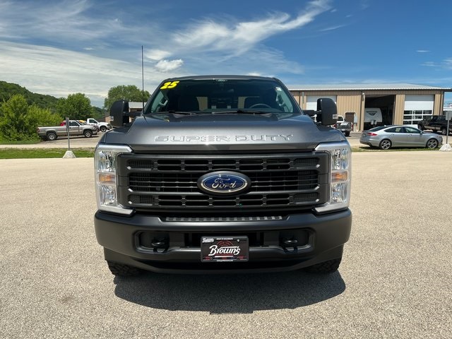 2025 Ford F-250 XL photo 2