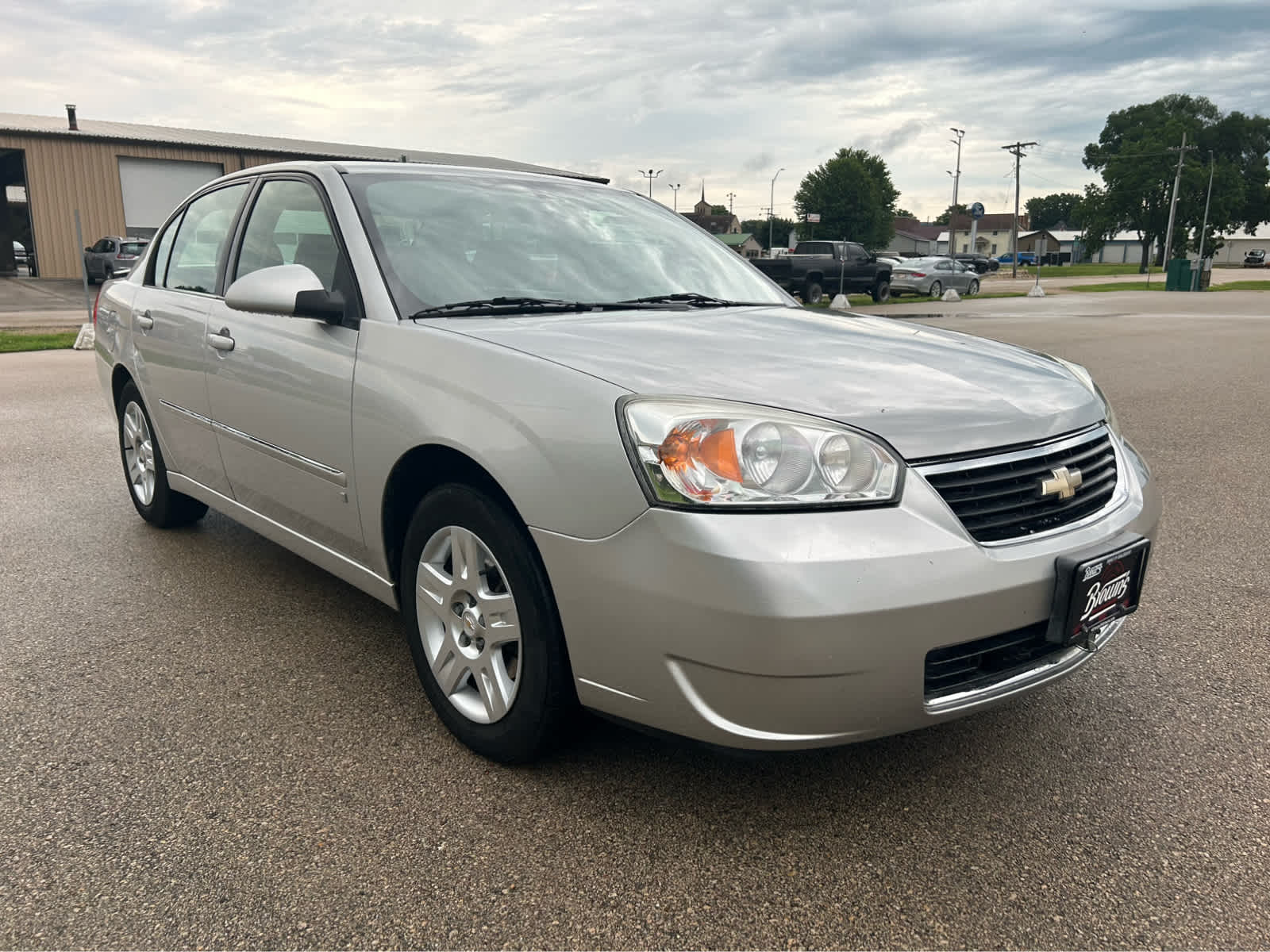 2006 Chevrolet Malibu 2LT photo 3