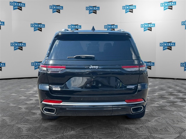 2022 Jeep Grand Cherokee Summit photo 3