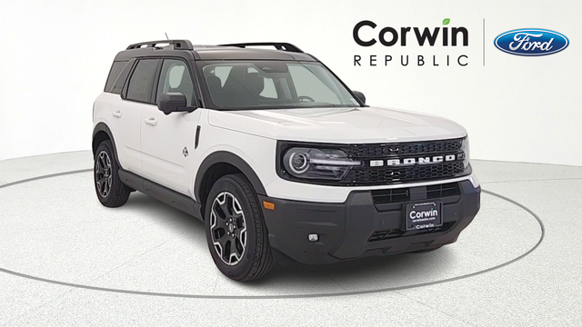 2025 Ford Bronco Sport Outer Banks's photo