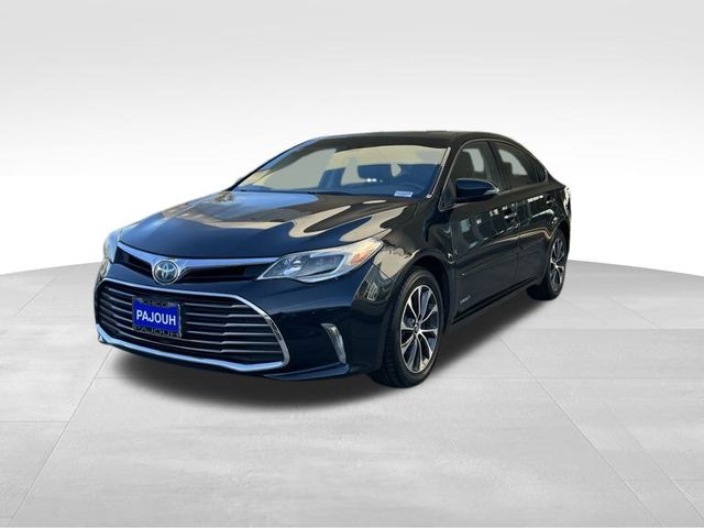 2017 Toyota Avalon Hybrid XLE Plus photo 3