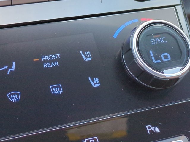 2024 Hyundai Santa Fe Limited photo 21