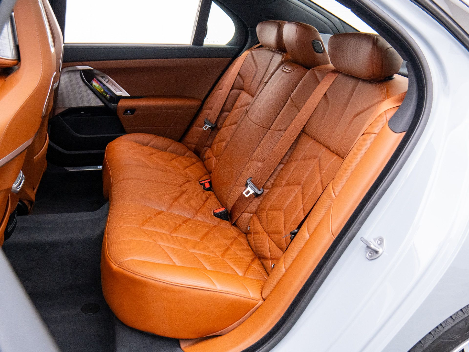 New 2025 Brooklyn Grey Metallic BMW 760i xDrive image 16