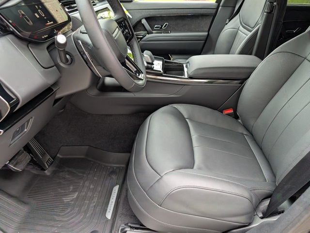 2025 Land Rover Range Rover Sport SE photo 19