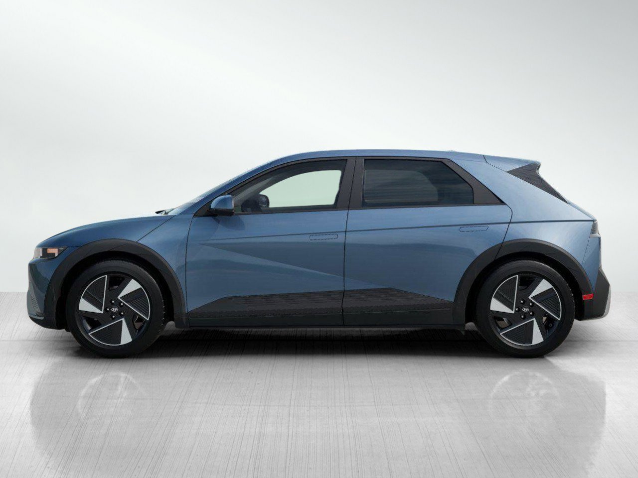 2026 Hyundai Ioniq 5 SEL photo 3