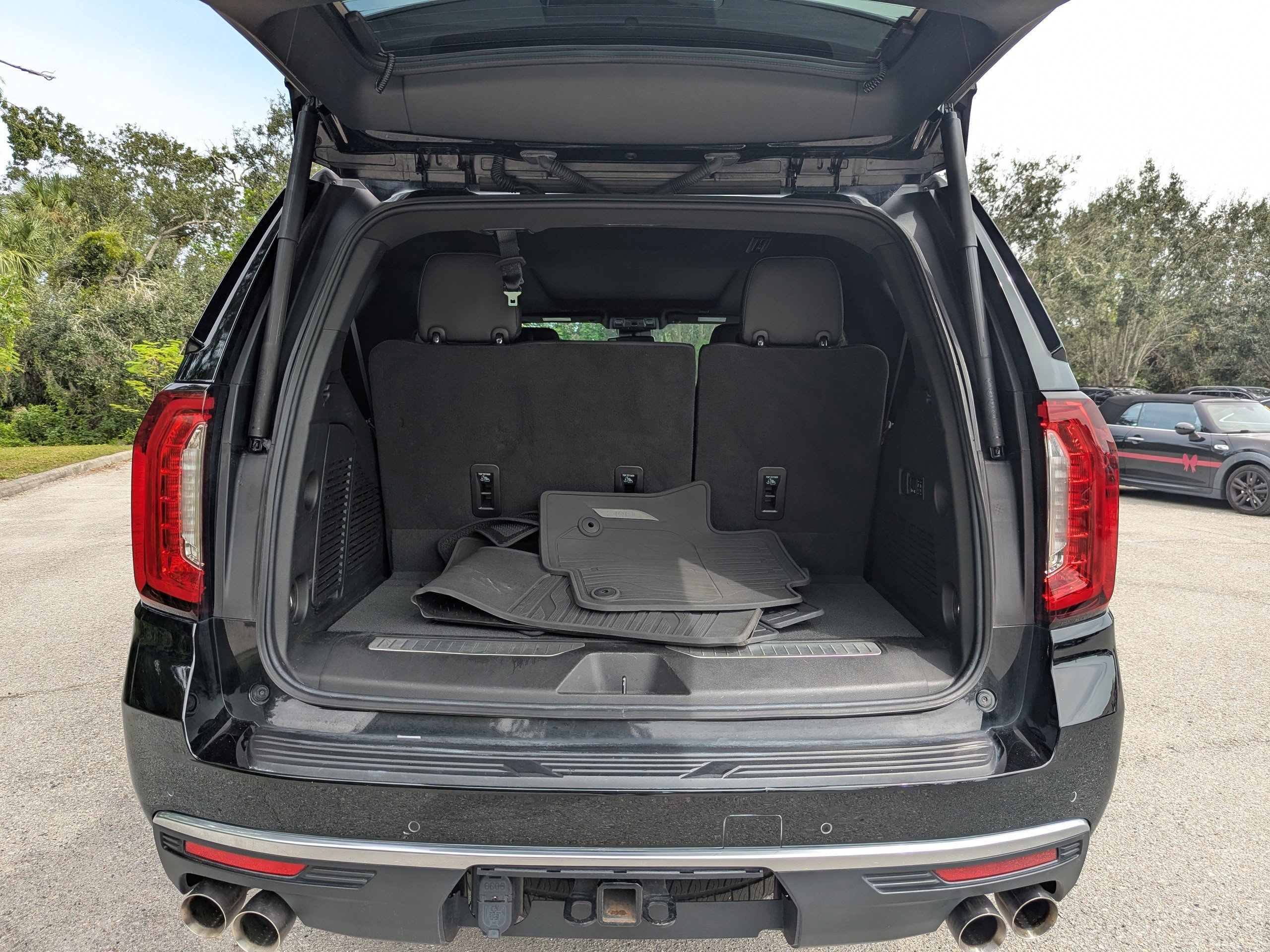 2023 Gmc Yukon Denali photo 10