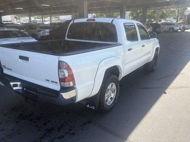 2015 Toyota Tacoma Base photo 11