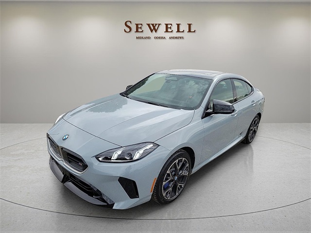 2026 BMW 2 Series M235's photo