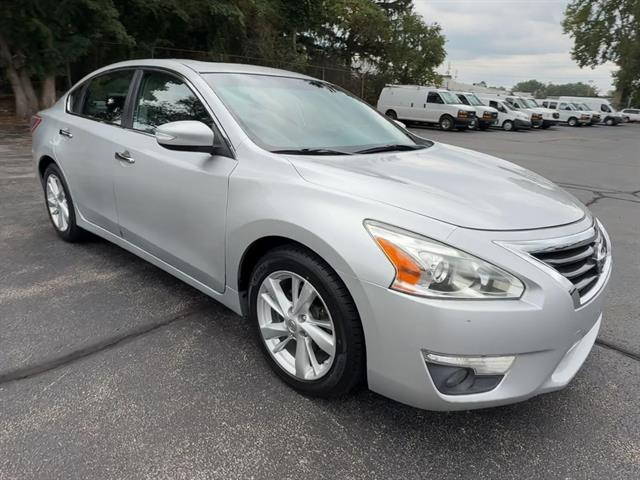 Used 2013 Nissan Altima Sedan SL with VIN 1N4AL3AP4DC194244 for sale in Painesville, OH