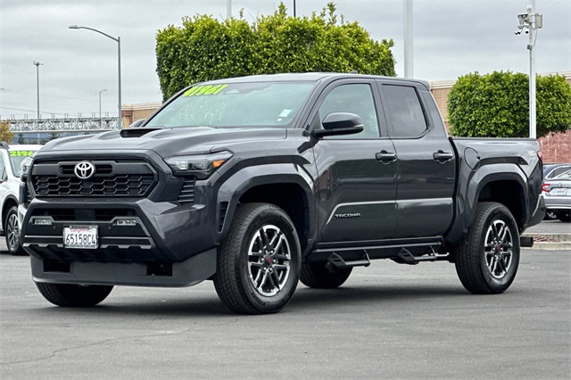 2024 Toyota Tacoma TRD Sport 4x4 Double Cab photo 8