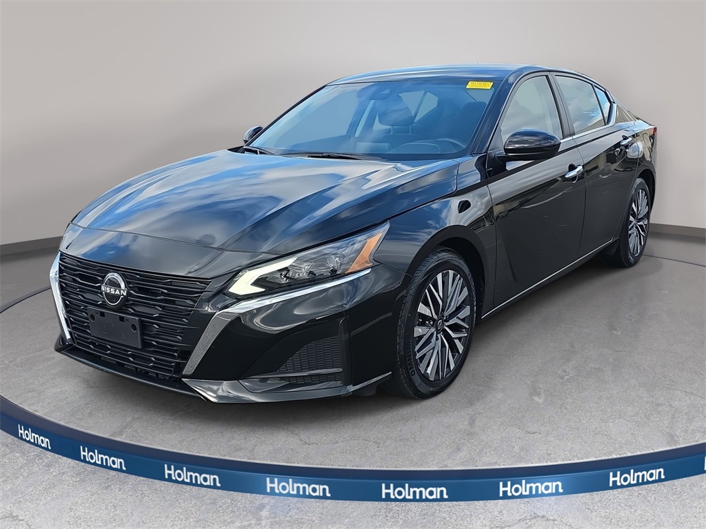 2023 Nissan Altima SV