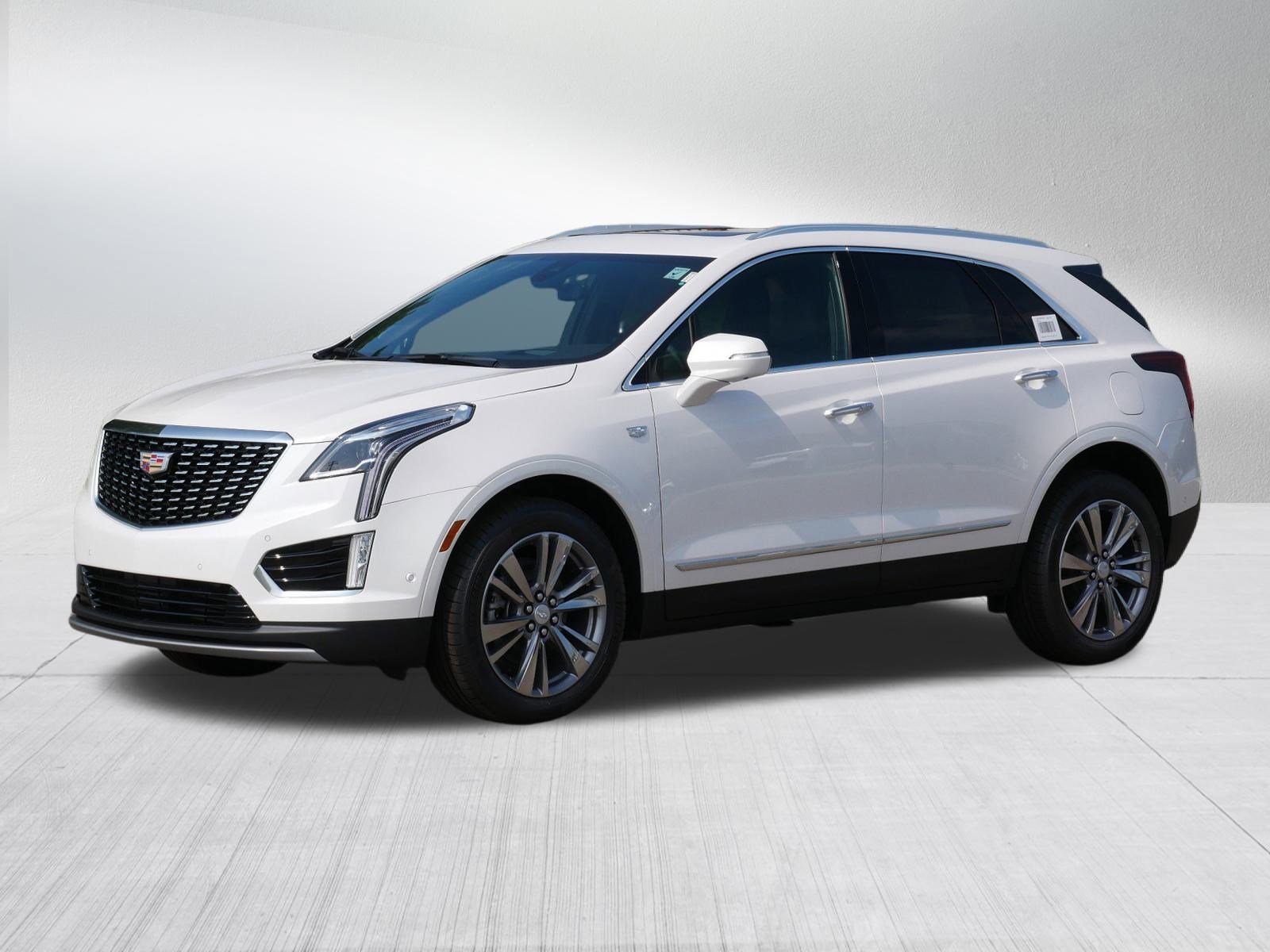 2025 Cadillac XT5 Premium Luxury photo 3