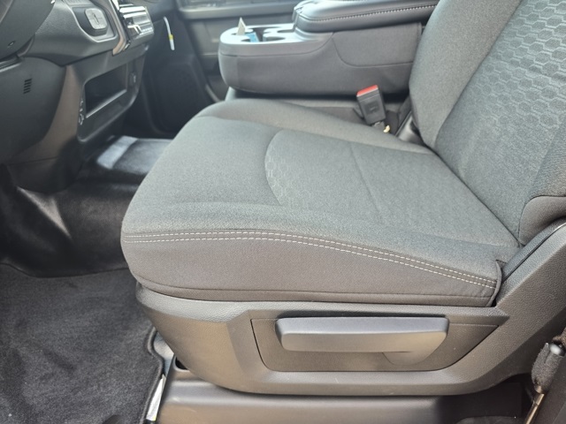 2026 Ram 2500 Tradesman photo 18