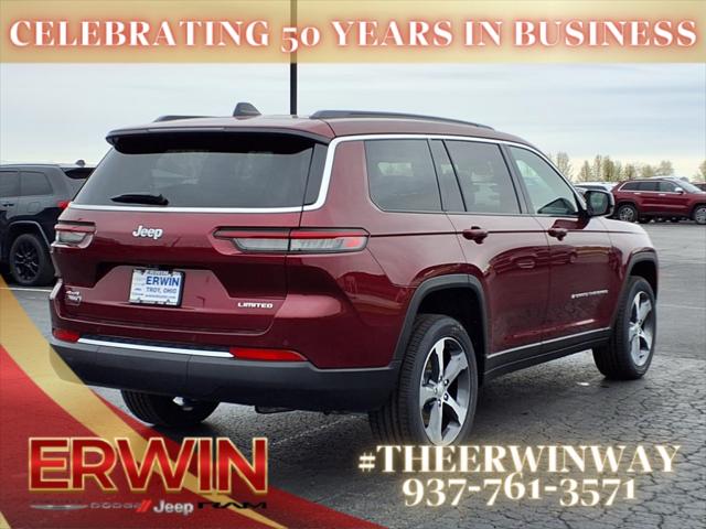 2025 Jeep Grand Cherokee Limited photo 3