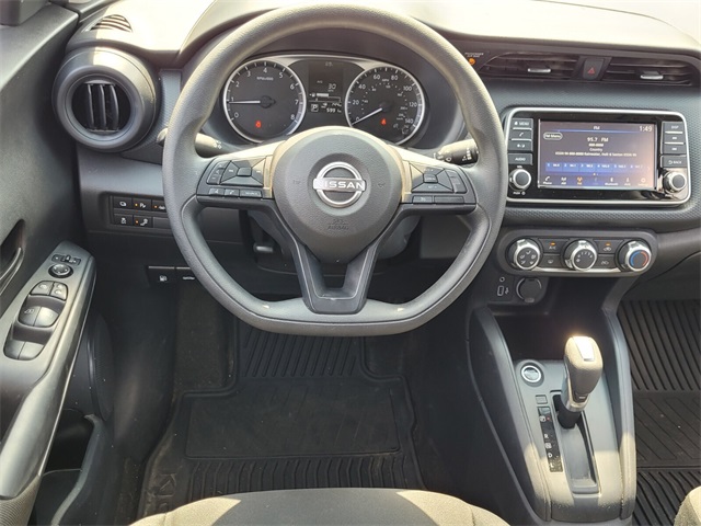 2024 Nissan Kicks S photo 10