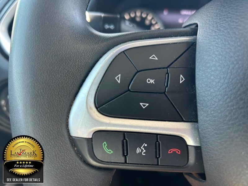 2021 Jeep Renegade Latitude photo 6