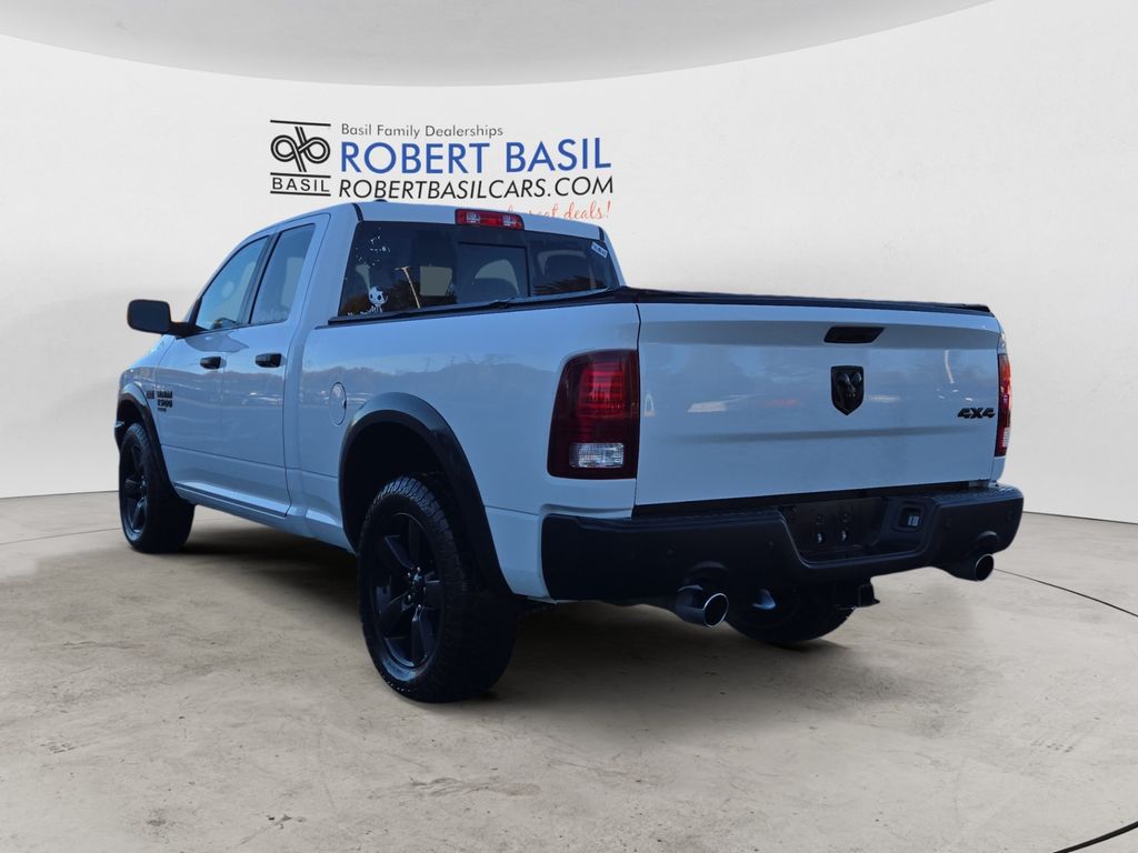 2020 Ram 1500 Classic Warlock photo 3