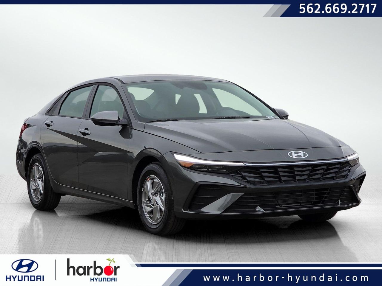 2026 Hyundai Elantra SE's photo