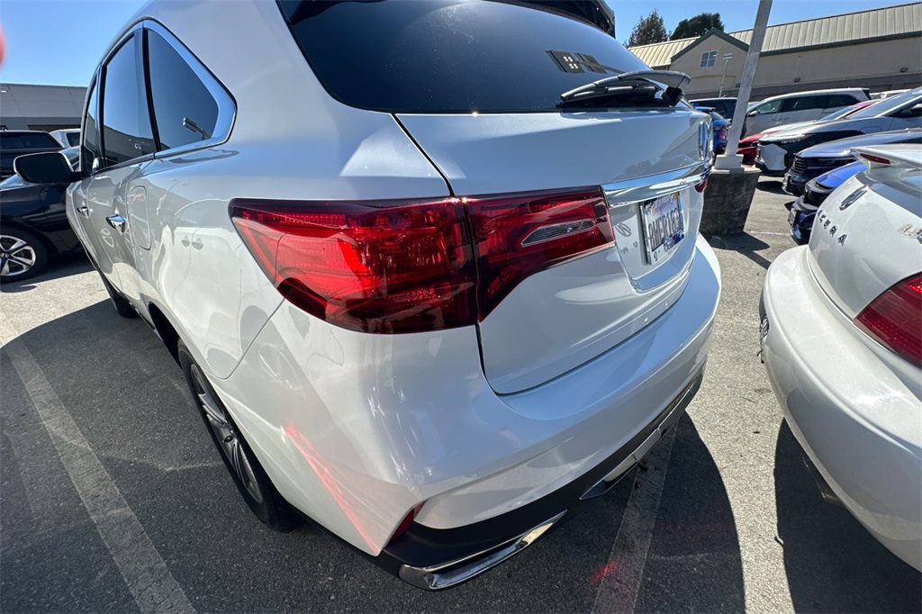 2020 Acura MDX SH-AWD photo 2