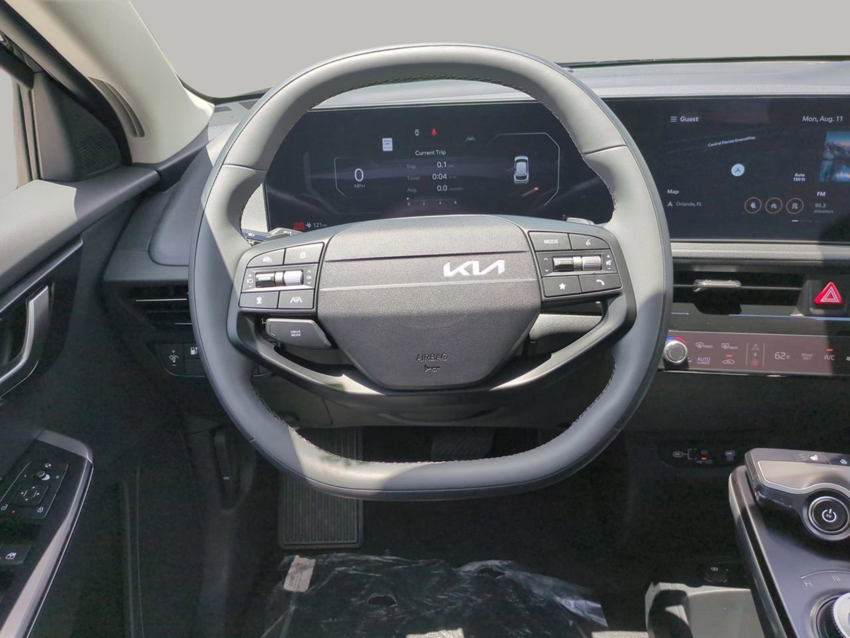 2025 Kia EV6 Light photo 24