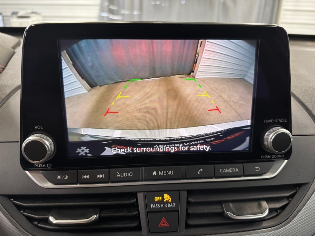 2023 Nissan Altima 2.5 SR photo 10