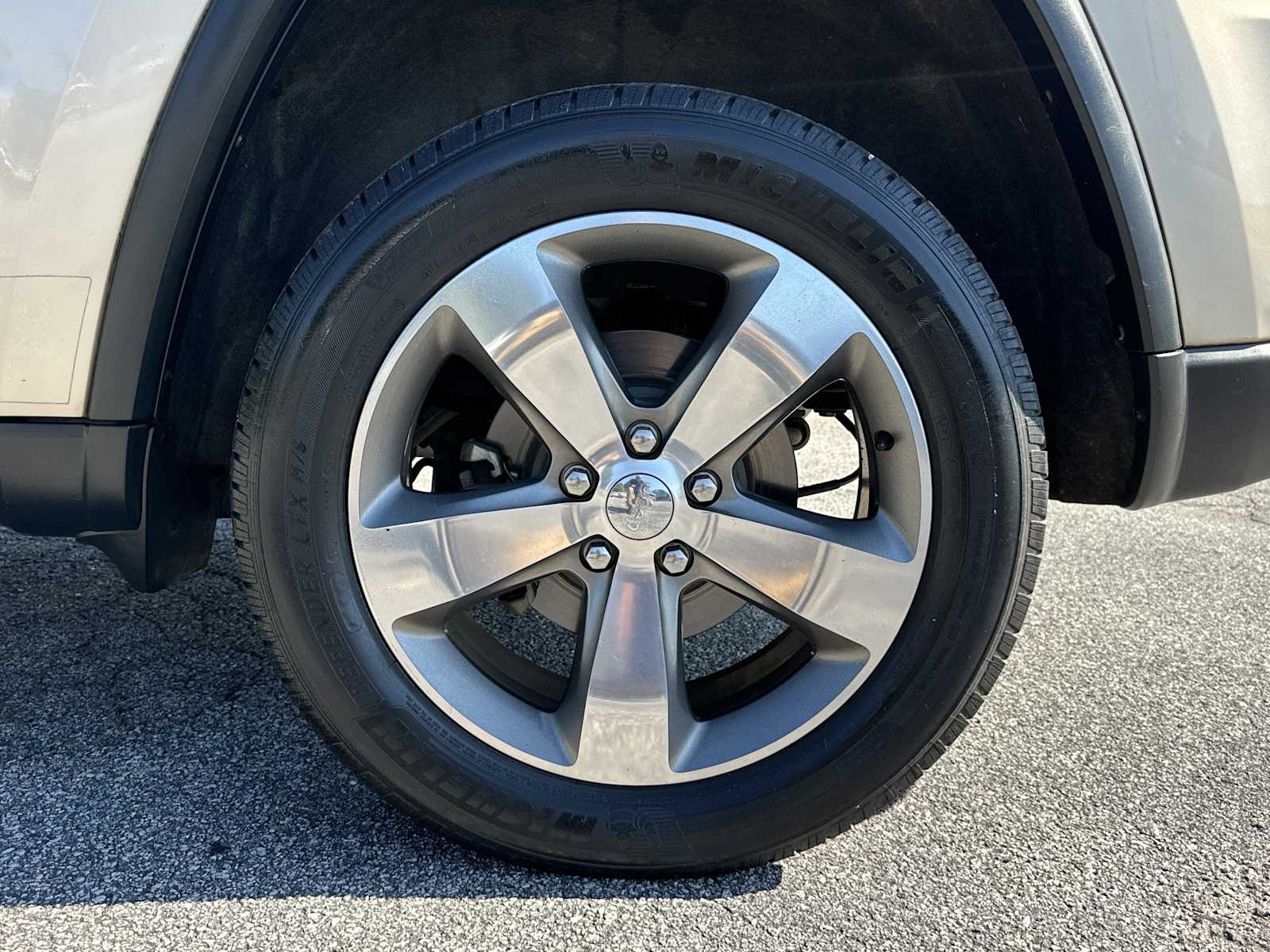 2015 Jeep Grand Cherokee Limited photo 17