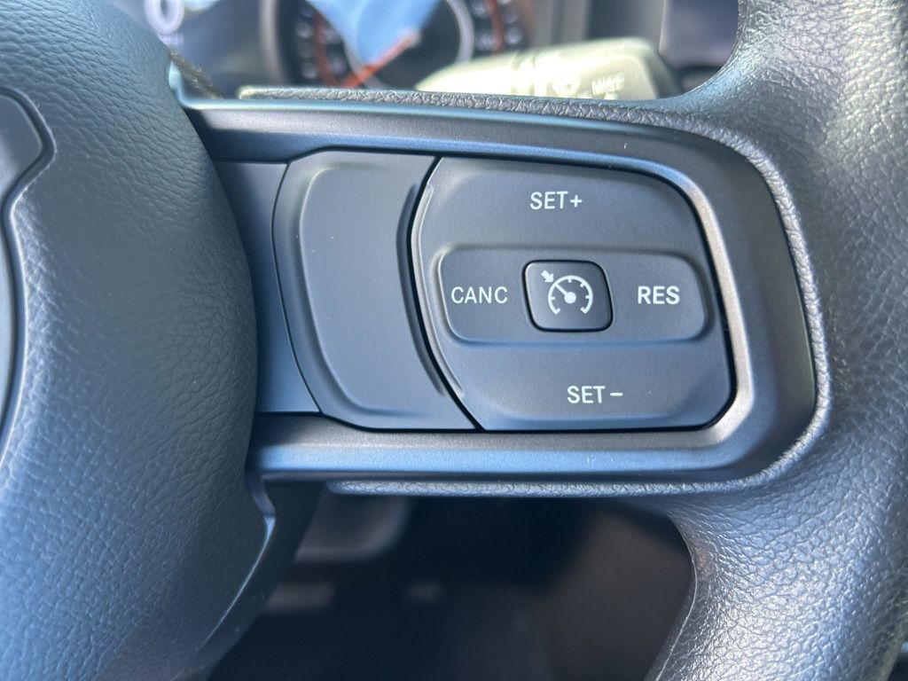 2025 Jeep Gladiator Sport photo 36
