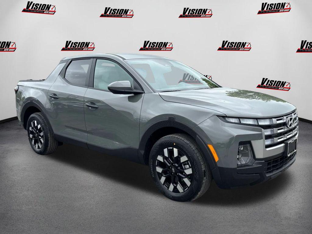 2025 Hyundai Santa Cruz SE photo 3