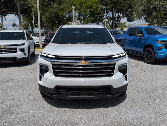 2026 Chevrolet Traverse photo 3