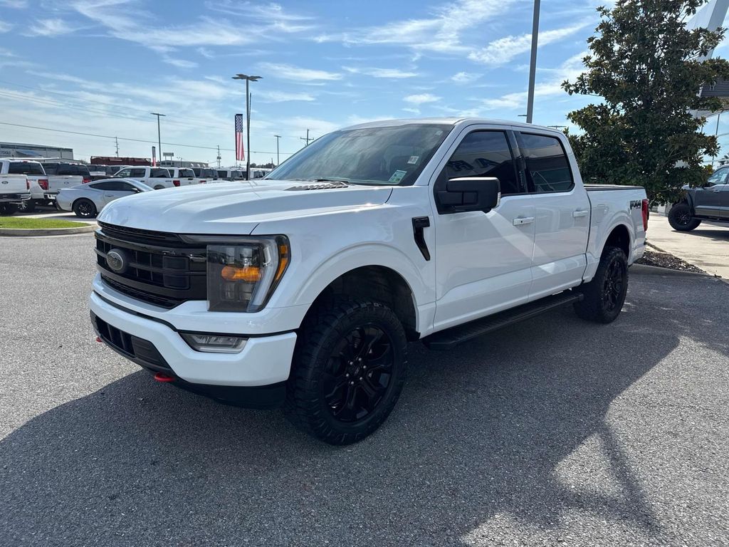 2022 Ford F-150 XLT photo 3