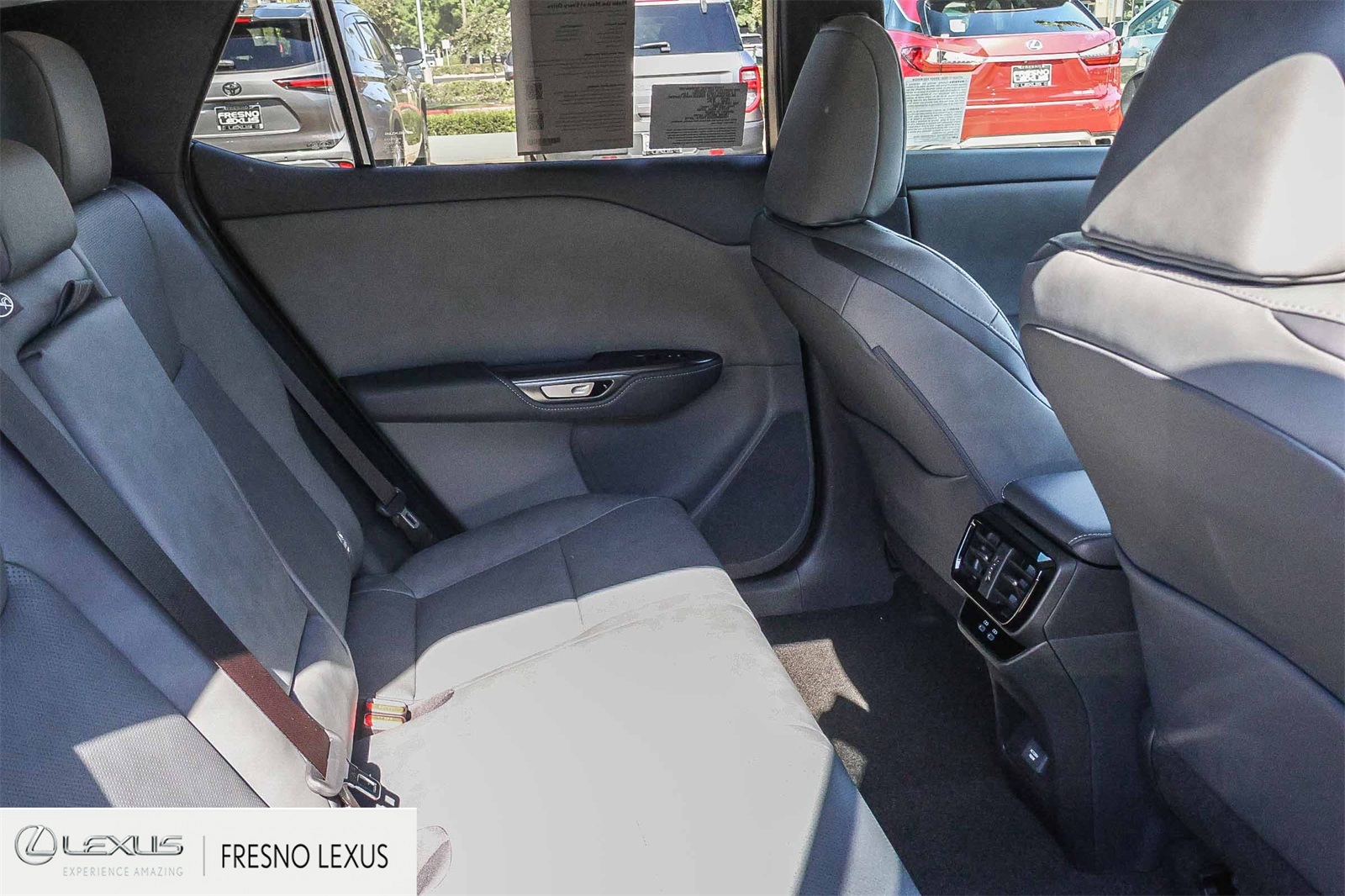 2025 Lexus RZ 450e photo 14