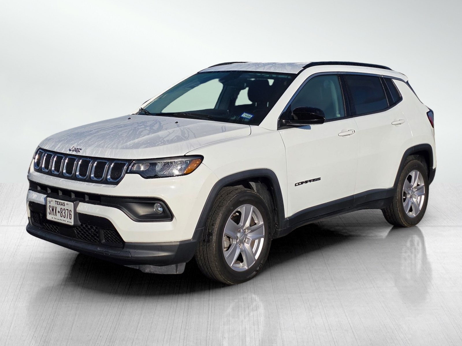 2022 Jeep Compass Latitude photo 2