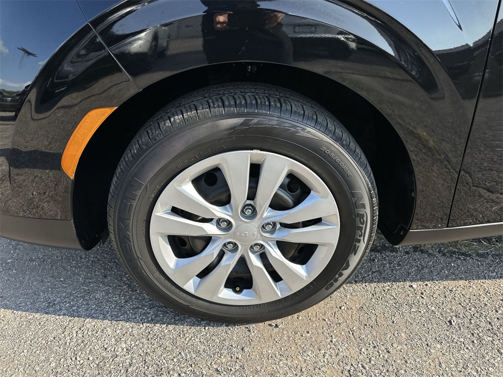 2022 Kia Soul LX photo 10