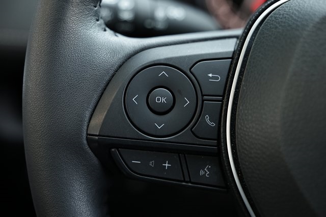 2025 Toyota RAV4 XLE Premium photo 28