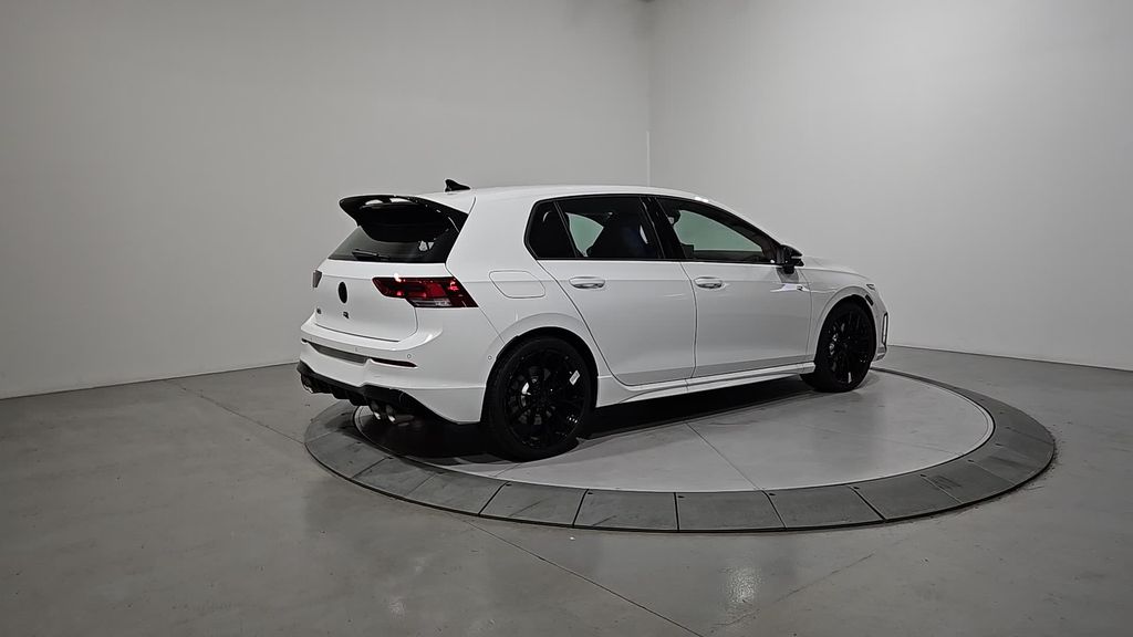 2025 Volkswagen Golf R photo 3