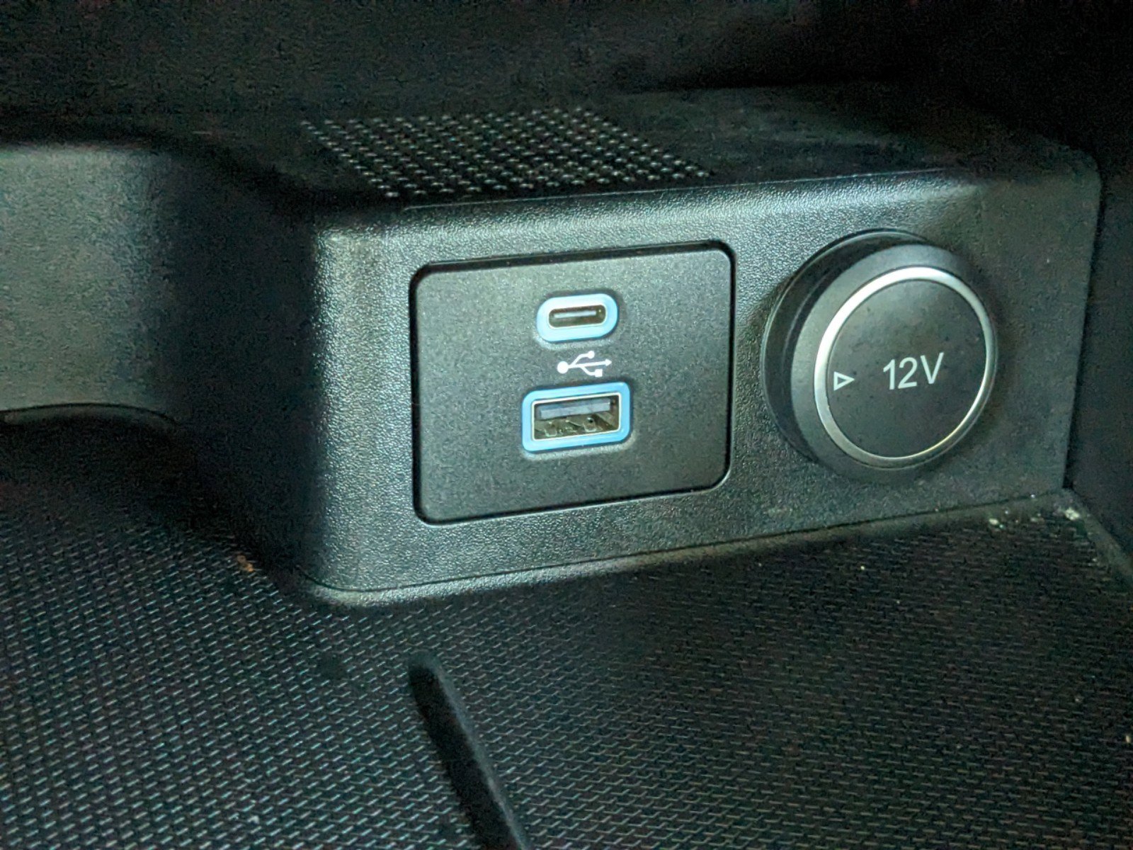 2021 Ford Escape SE photo 21