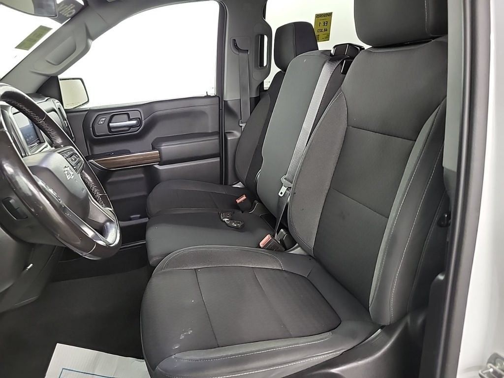 2021 Chevrolet Silverado 1500 RST photo 6