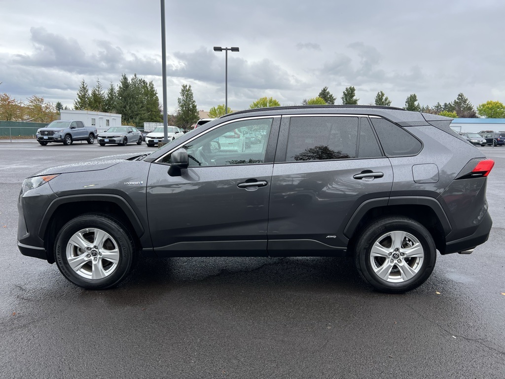 2021 Toyota RAV4 Hybrid LE photo 2