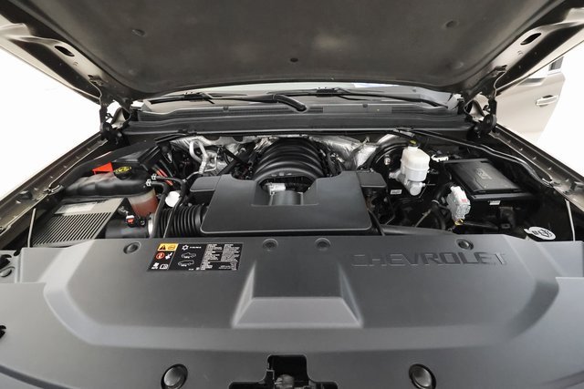 2015 Chevrolet Suburban LTZ photo 5