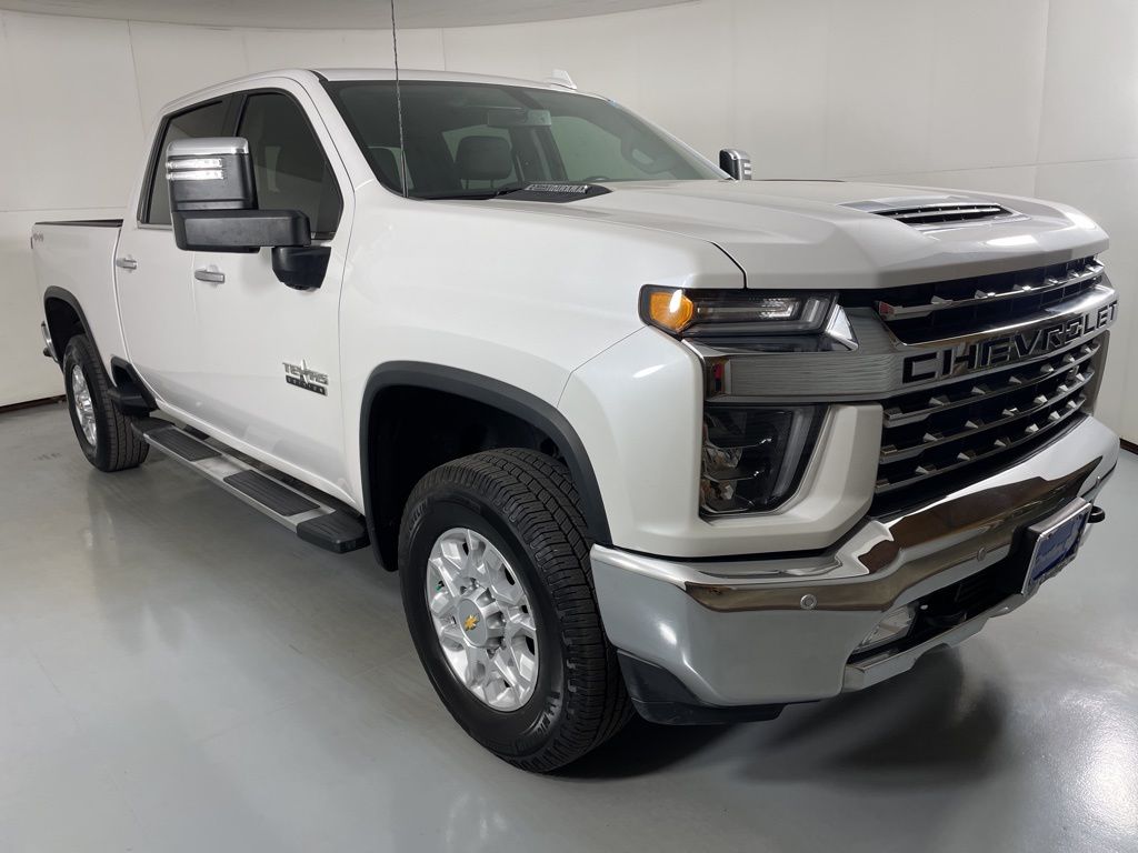 2023 Chevrolet Silverado 2500HD LTZ photo 2