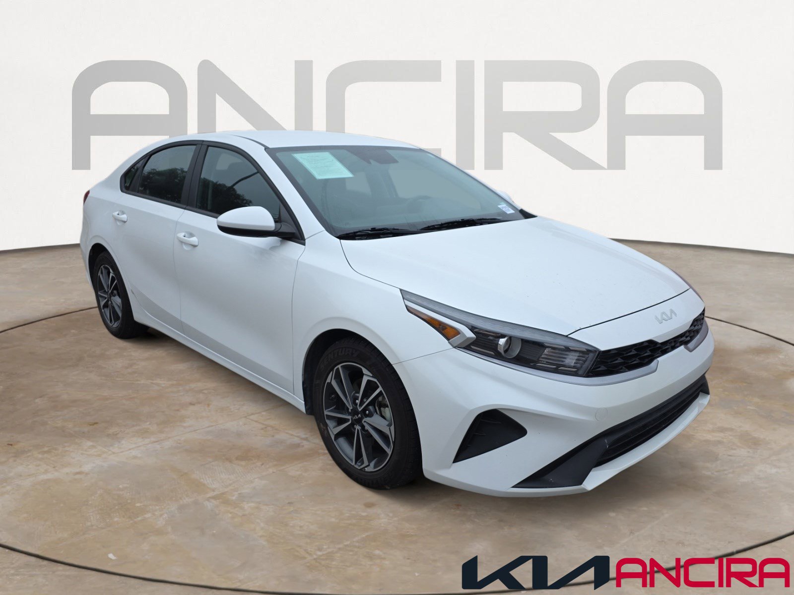 2023 Kia Forte LXS's photo