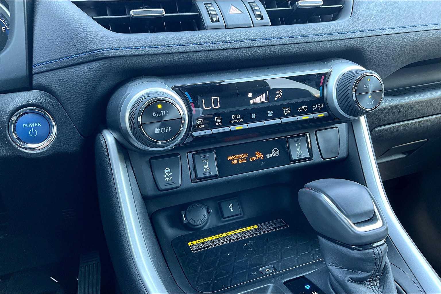 2021 Toyota RAV4 Hybrid XSE photo 27