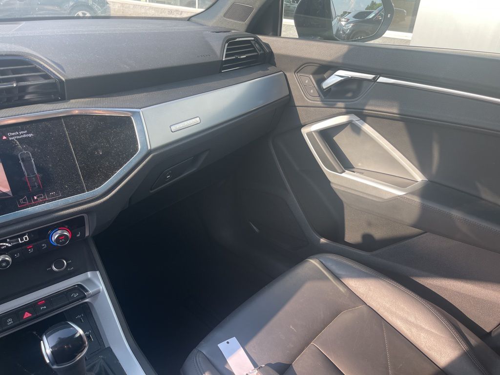 2021 Audi Q3 Premium S line photo 30