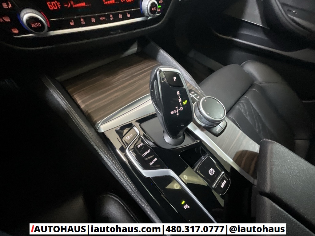 2022 Bmw 540i photo 29